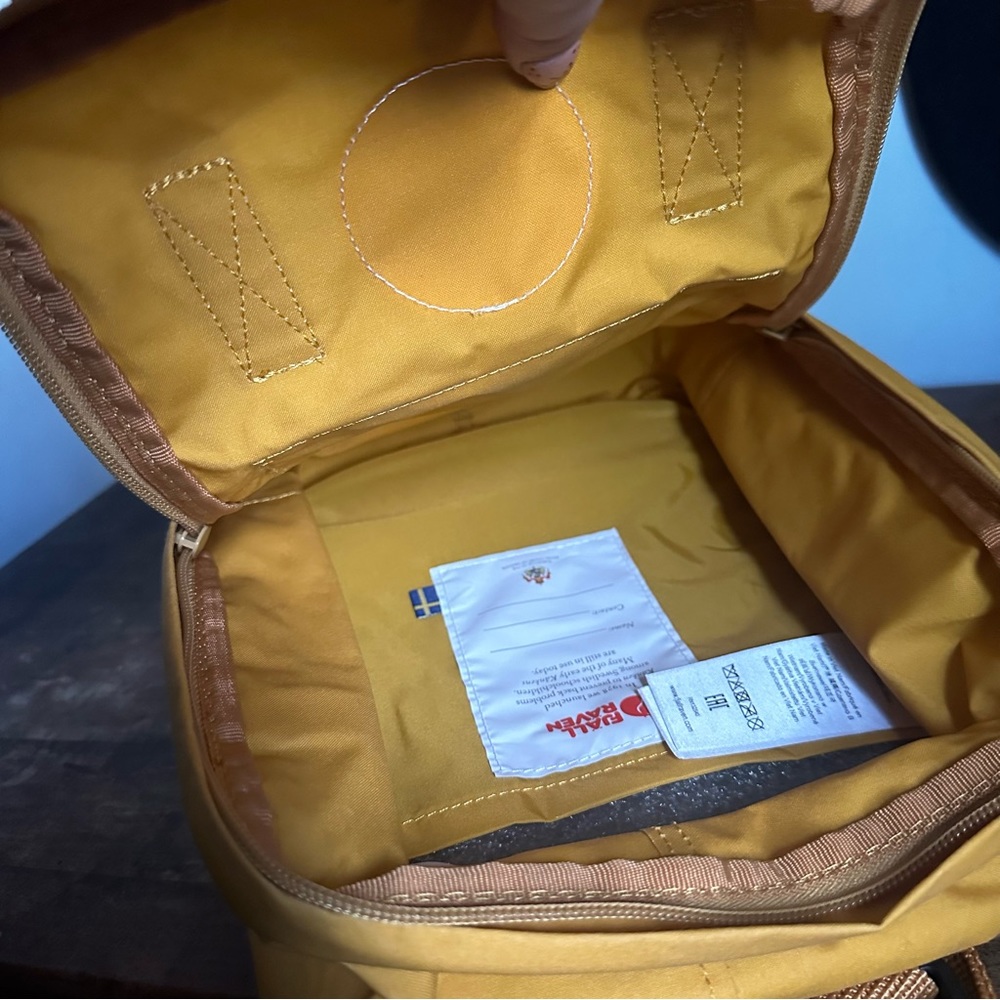 Fjallraven Kanken Backpack - Picture 3 of 3